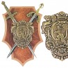 Panoplia con escudo y 2 espadas