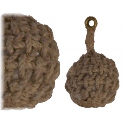 Round fender of hemp rope