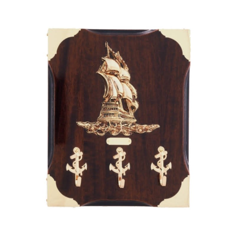 Keyhanger with sailship on wall board