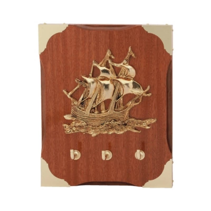 Key hanger with sailship on wall board 20x25cm