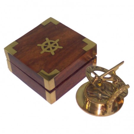 Brass solar clock 6cm, with wooden box 8x8x4cm