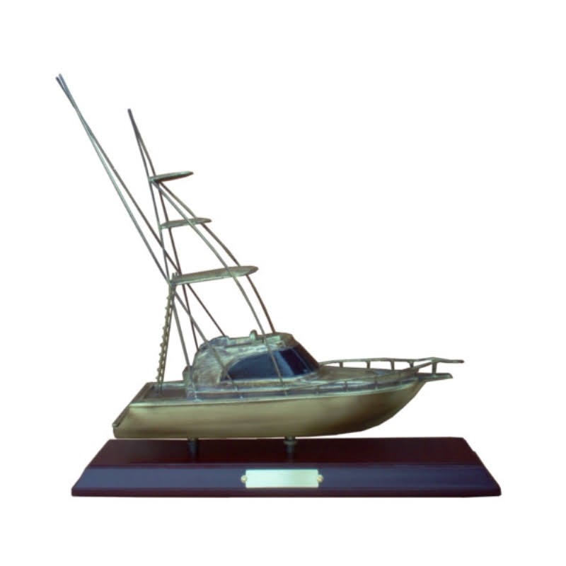 Brass yacht with wooden base 30x8cm