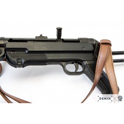 MP40 sub-machine gun, Germany 1940