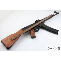 StG 44 assault rifle, Germany 1943